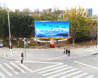 轵城户外大屏广告投放要点。